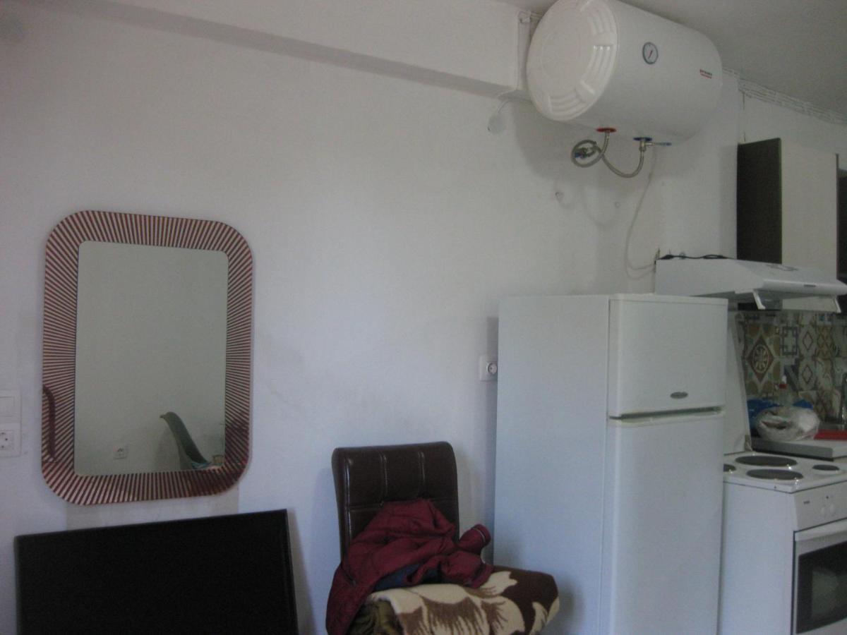 Sissy Apartments By The Sea Nikiana Bagian luar foto