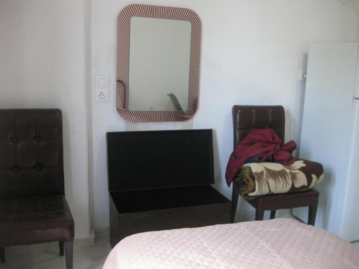 Sissy Apartments By The Sea Nikiana Bagian luar foto