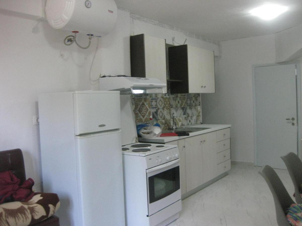 Sissy Apartments By The Sea Nikiana Bagian luar foto