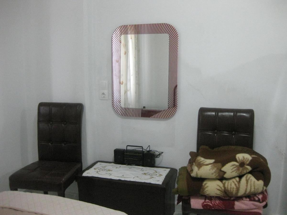Sissy Apartments By The Sea Nikiana Bagian luar foto