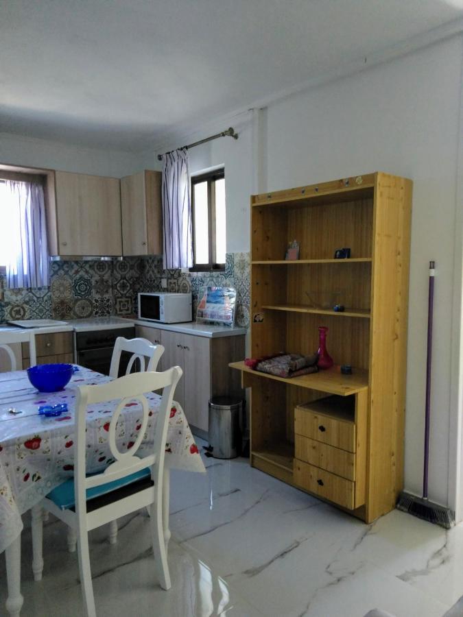 Sissy Apartments By The Sea Nikiana Bagian luar foto