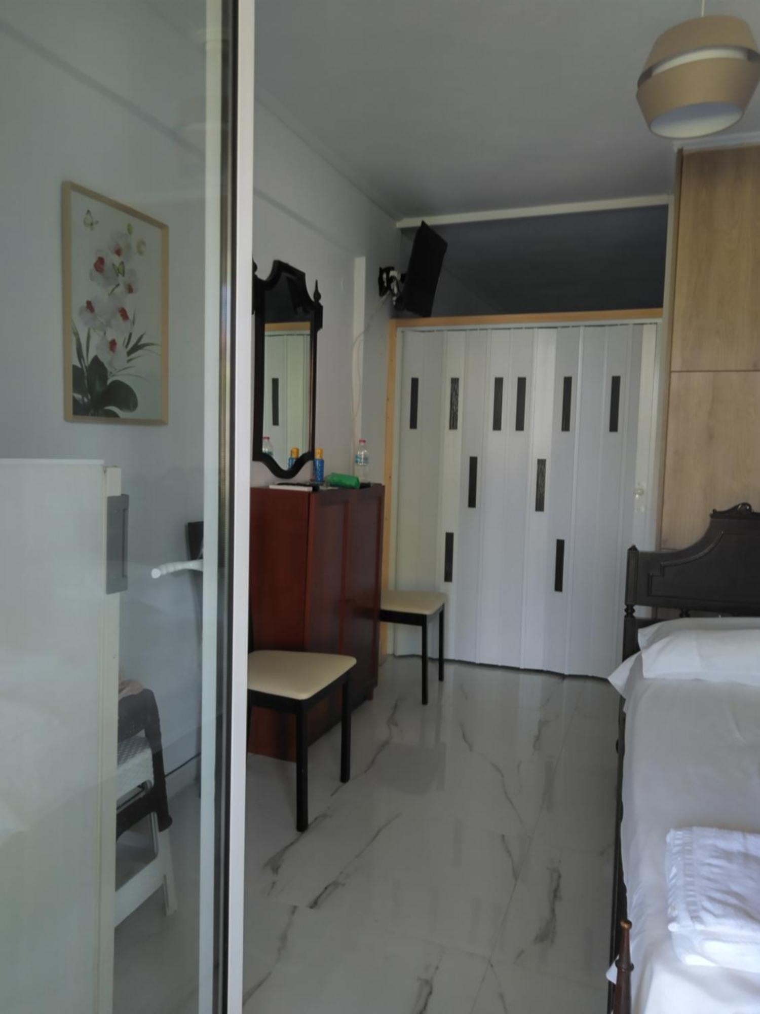 Sissy Apartments By The Sea Nikiana Bagian luar foto